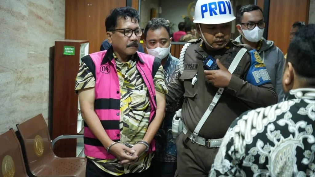 Mantan Pejabat Mahkamah Agung Dihukum 16 Tahun Penjara Atas Kasus Suap