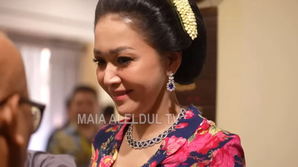 Pernikahan Al Ghazali dan Alyssa Daguise: Keseruan Sungkeman Maia Estianty dan Perhiasan Mewah