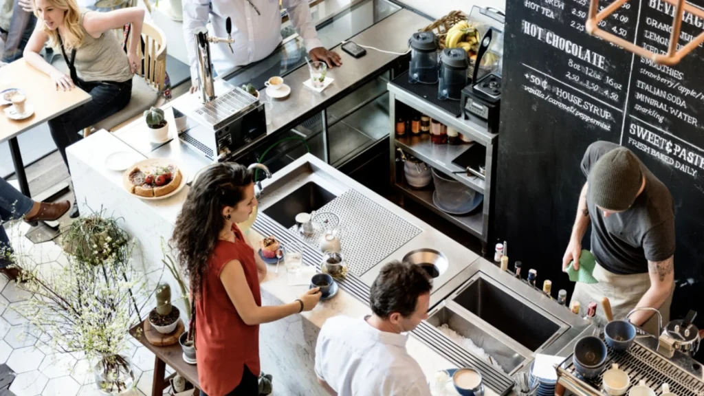 Coffee Shop: Tempat Nongkrong yang Nyaman dan Inspiratif