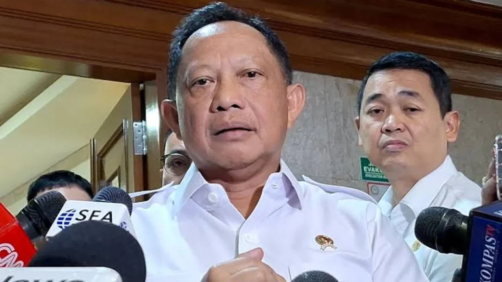 Tito Karnavian Berikan Solusi Terhadap Kenaikan Pajak Bumi dan Bangunan
